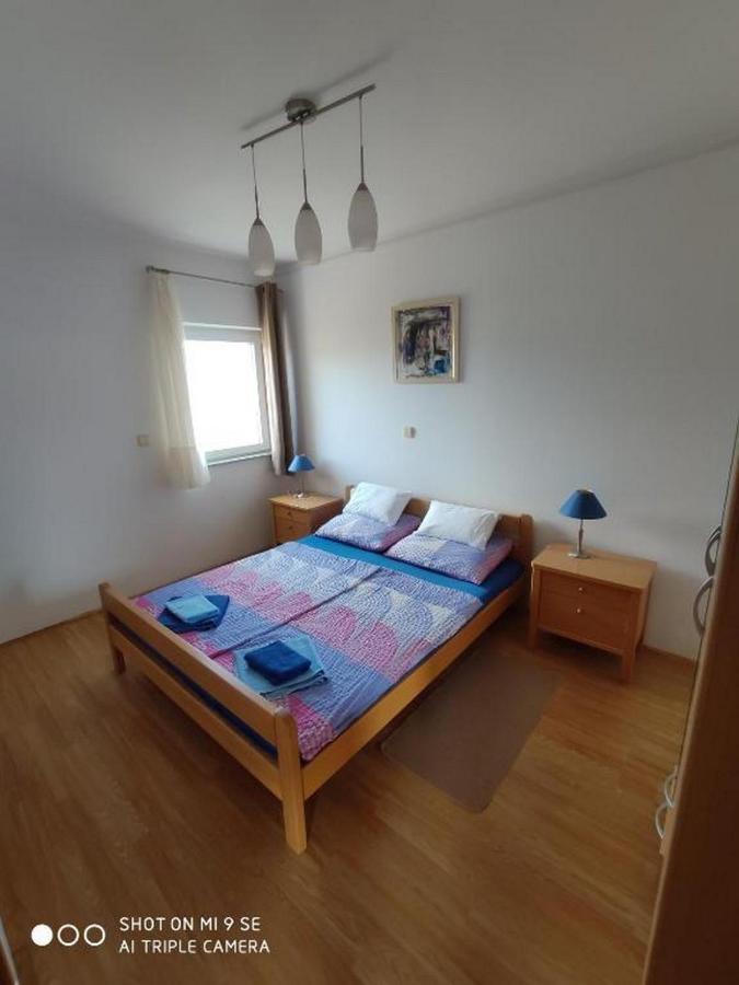 Apartments Vala Vinisce Luaran gambar