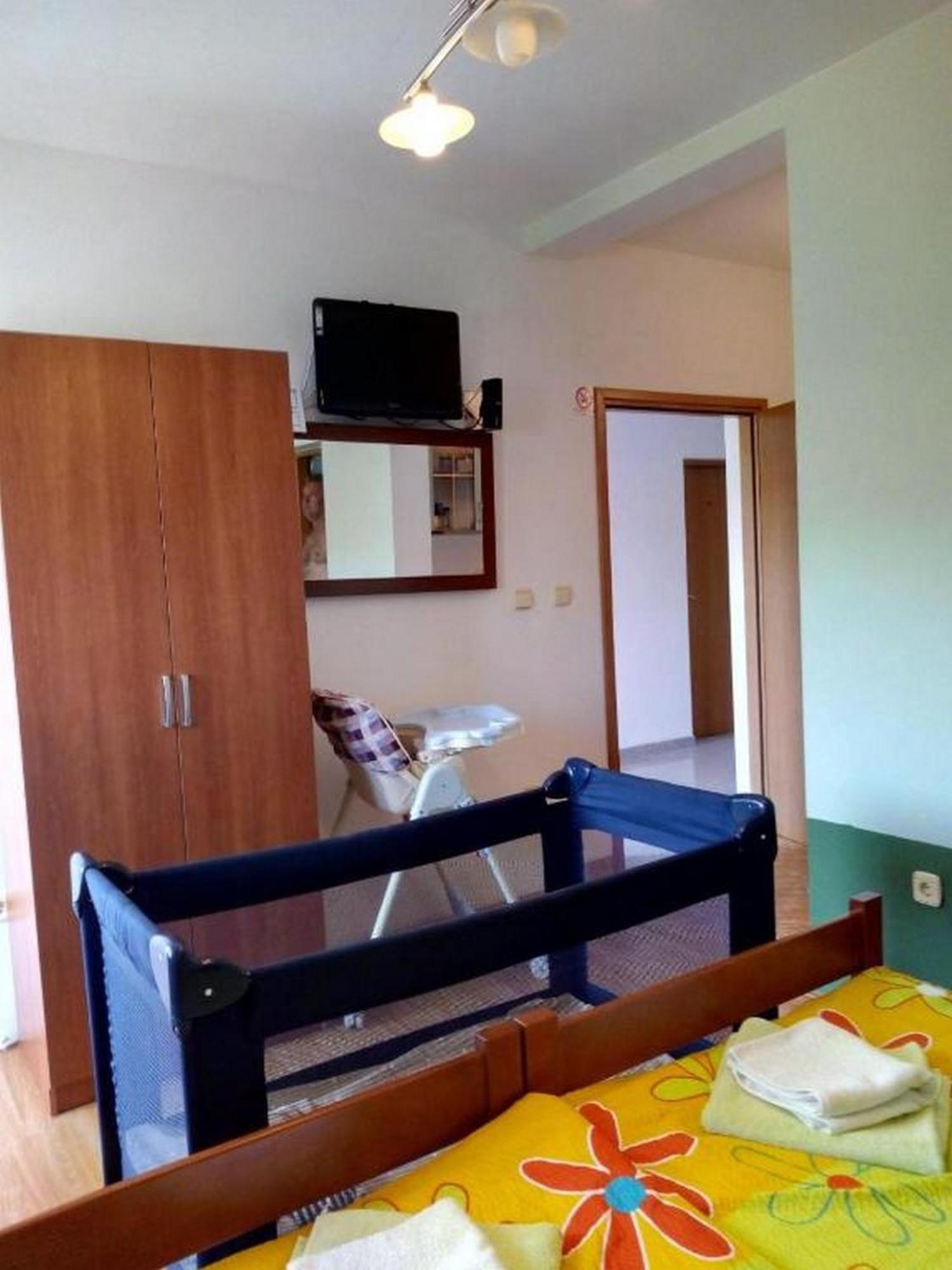 Apartments Vala Vinisce Bilik gambar